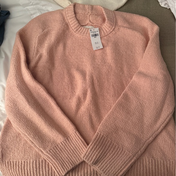 Abercrombie & Fitch Sweaters - Abercrombie & Fitch Madeline Crew Sweater
